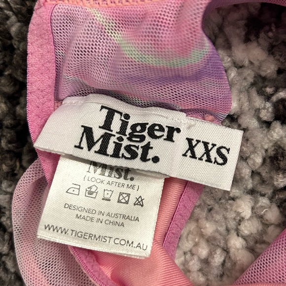 Tiger Mist Pink Swirl Crop Top - Picture 6 of 6